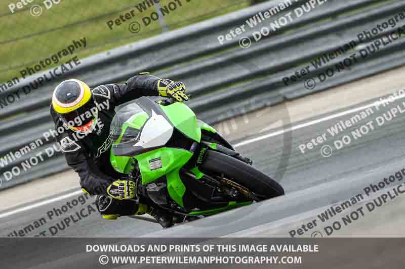 cadwell no limits trackday;cadwell park;cadwell park photographs;cadwell trackday photographs;enduro digital images;event digital images;eventdigitalimages;navarra;no limits trackdays;peter wileman photography;racing digital images;trackday digital images;trackday photos